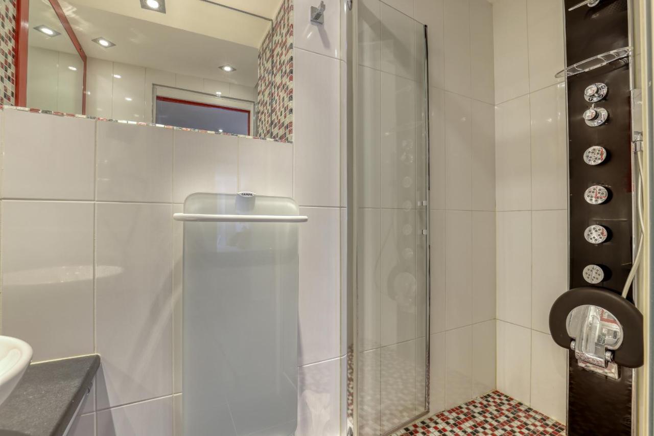 Branded New And Comfy Studio - Heart Of Paris 3 Luaran gambar